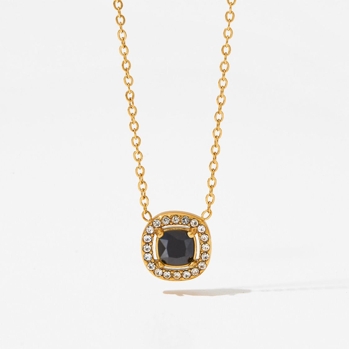 Collier Maya